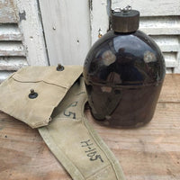 Gourde US émaillée et étui USMC WW2 militaria