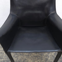 La chaise Cab 413 de Cassina, un chef-d'œuvre du design italien