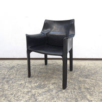 La chaise Cab 413 de Cassina, un chef-d'œuvre du design italien
