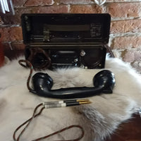 Ancien téléphone militaire