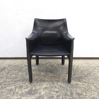 La chaise Cab 413 de Cassina, un chef-d'œuvre du design italien