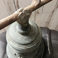 Ancienne cloche en bronze