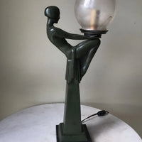 Lampe sculpture énigme