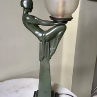 Lampe sculpture énigme
