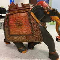 Sculpture paire de grands éléphants indiens anciens