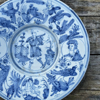 Assiette en faïence