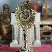 Grand ostensoir avec reliques du XVIIIe siècle