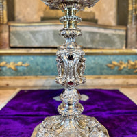 Ciboire en argent, modèle cathédrale