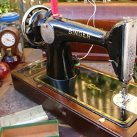 Machine à coudre vintage singer 201k