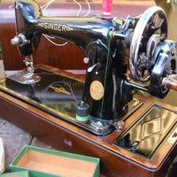 Machine à coudre vintage singer 201k