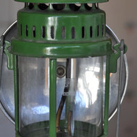 Lampe à pression ancienne