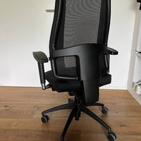 Chaise de bureau noire