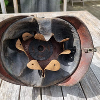 Casque à pointe modèle 1915 en cuir et métal gris