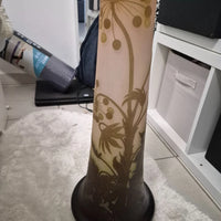 Vase en patte de verre signée gallé