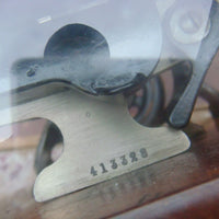 Machine à coudre ancienne et vintage wilcox & gibbs