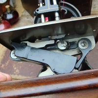 Machine à coudre ancienne et vintage wilcox & gibbs