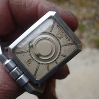 Montre Mystérieuse ancienne mécanique MELIK-MIDO
