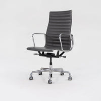 Chaise de bureau exécutive Herman Miller Eames Aluminum Group 2016 en gris