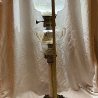 Lampe à pétrole ancienne