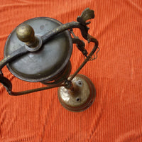 Ancienne lampe à pression
