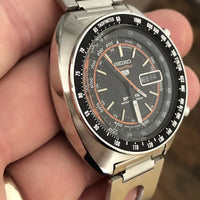 Montre Seiko Speedtimer 5 Sport Chronographe Extraordinaire. Quasiment Neuf.