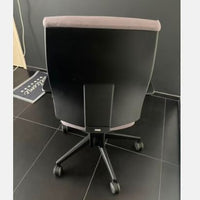Chaise Ergonomique de bureau Modèle 152G Marque Interstuhl