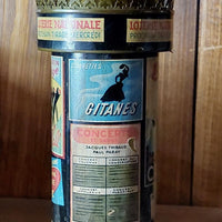 Ancien distributeur à cigarettes