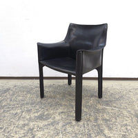 La chaise Cab 413 de Cassina, un chef-d'œuvre du design italien