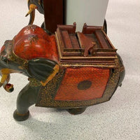 Sculpture paire de grands éléphants indiens anciens