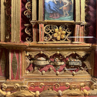 Reliquaire du XVIIIe siècle façon retable aux 21  reliques