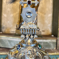 Ciboire en argent, modèle cathédrale