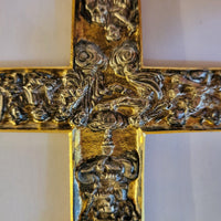 Croix baroque en relief tridimensionnelle du XVIIe/XVIIIe siècle