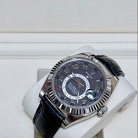 Rolex Sky-Dweller en or blanc 18 carats