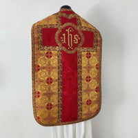Ensemble complet de vêtements liturgiques traditionnels