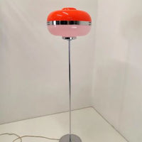 Lampadaire vintage du milieu du siècle par le fabricant italien Guzzini