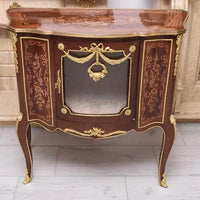 Commode antique en bois marqueté