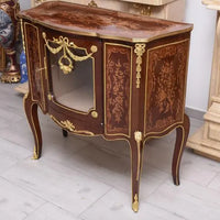 Commode antique en bois marqueté