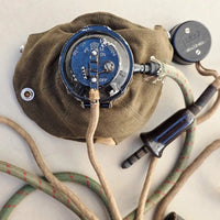 Masque à oxygène royal air force, datant de la seconde guerre mondiale