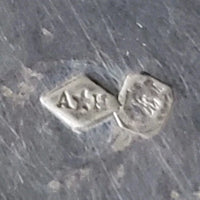 Tasse et sous tasse en argent massif