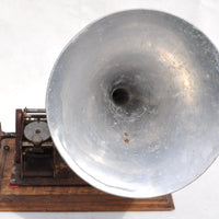 Phonographe à cylindres avec son mécanisme fonctionnel