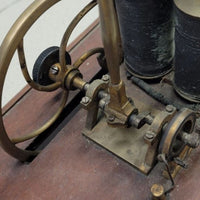 Machine à moteur électromagnétique ancien