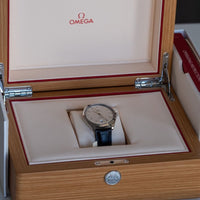 Élégante Omega De Ville Trésor II 40