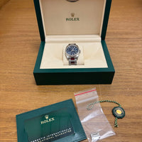 Rolex Datejust 36 126234 avec cadran bleu cannelé et bracelet Oyster