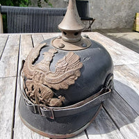 Casque à pointe modèle 1915 en cuir et métal gris