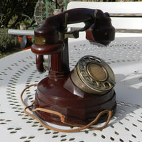 Téléphone antique de jacqueson