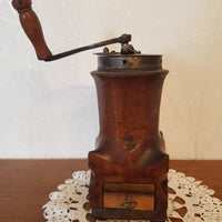 Moulin à café louis 14