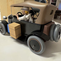 Figurine Tintin Aroutcheff représentant la célèbre Ford T du capitaine Haddock