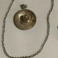 Lots de bijoux anciens en or 18 k et argent massif