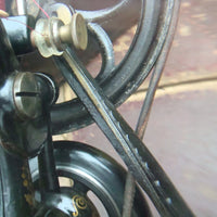 Machine à coudre ancienne et vintage wilcox & gibbs