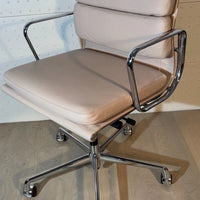 Vitra Alu Chair EA 217 Softpad chaise de bureau avec accoudoirs, Charles et Ray Eames